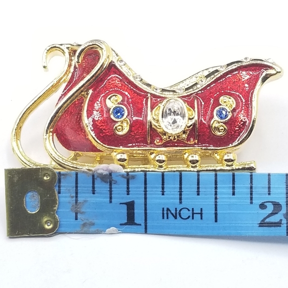 Vintage Holiday red enamel crystal sleigh brooch - Picture 8 of 10